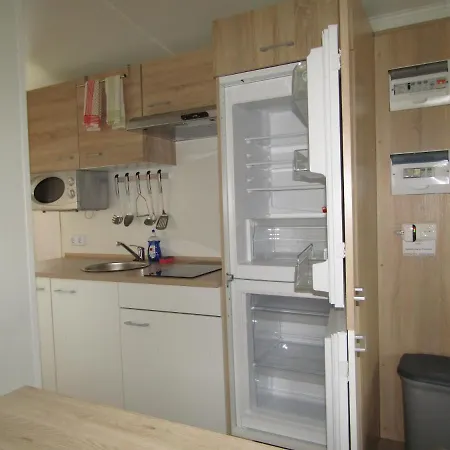 Campsite Mobilheim Adler Horst *